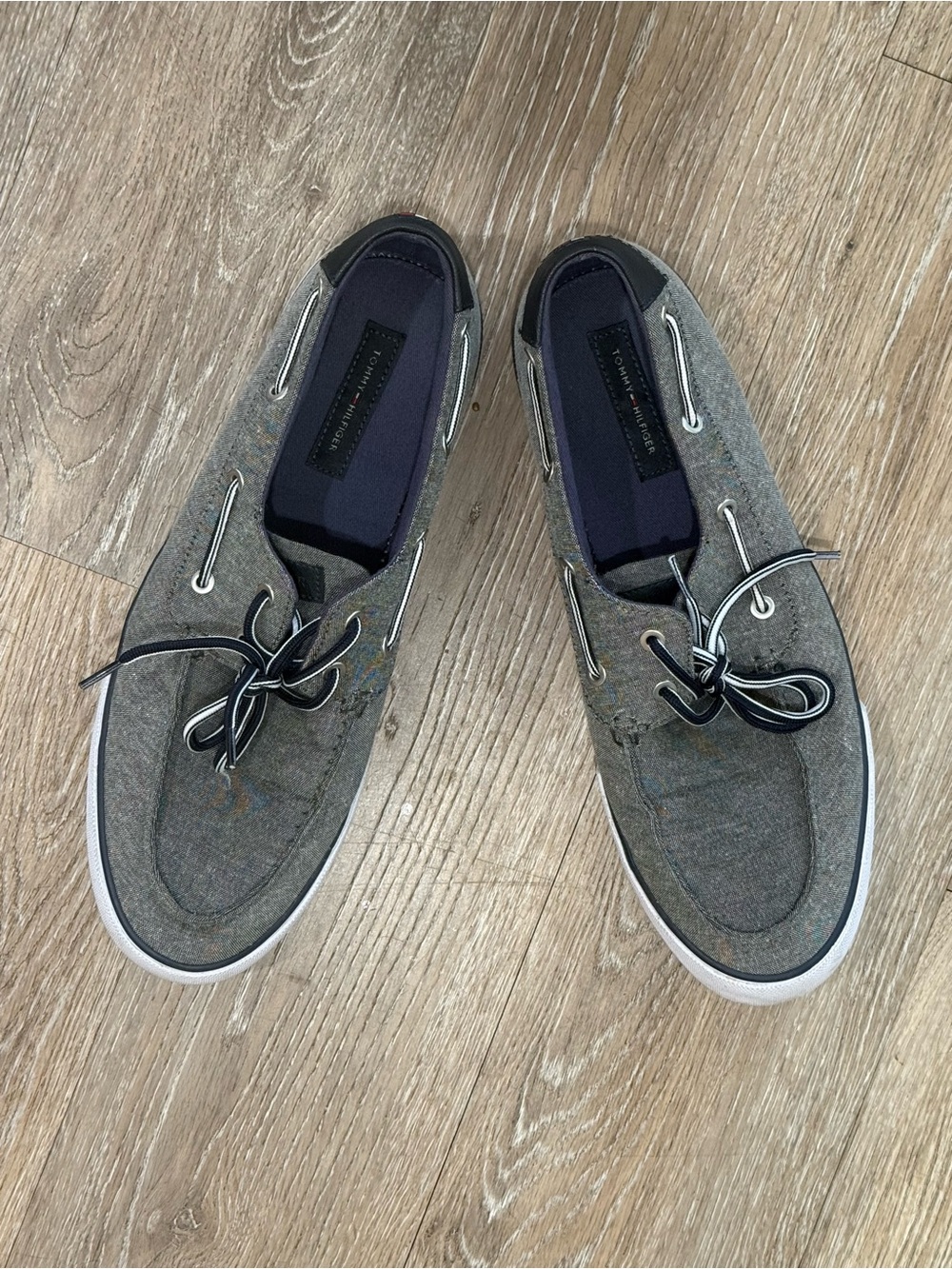 Tommy Hilfiger Gray Canvas and Navy Trim Men’s Boat Shoes